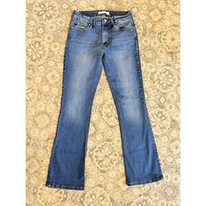 KanCan Jeans Women’s Size 28 Fit 29 Bootcut Medium Wash Stretch Denim Mid Rise